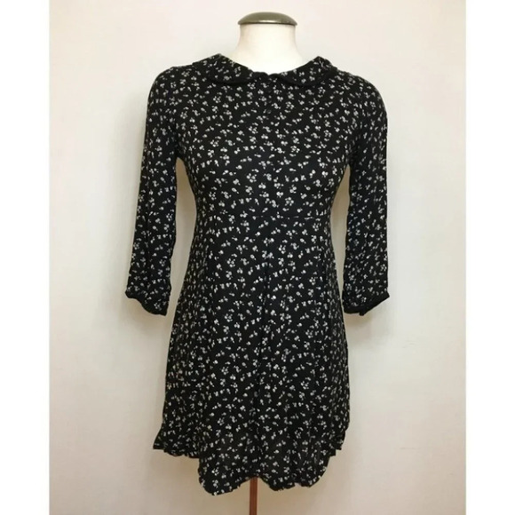 Forever 21 - Peter Pan Collar Mini Dress - Picture 1 of 5